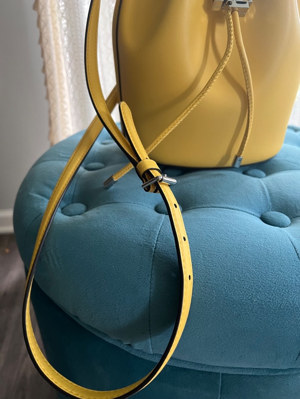 Ralph Lauren Leather drawstring bucket crossbody bag - Picture 5 of 13